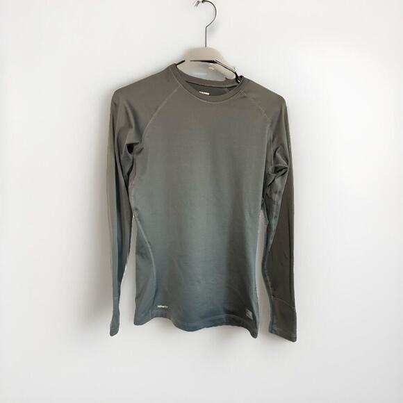 Nike Tops - Nike pro women’s Gray Long Sleeve Dri Fit Shirt Size M